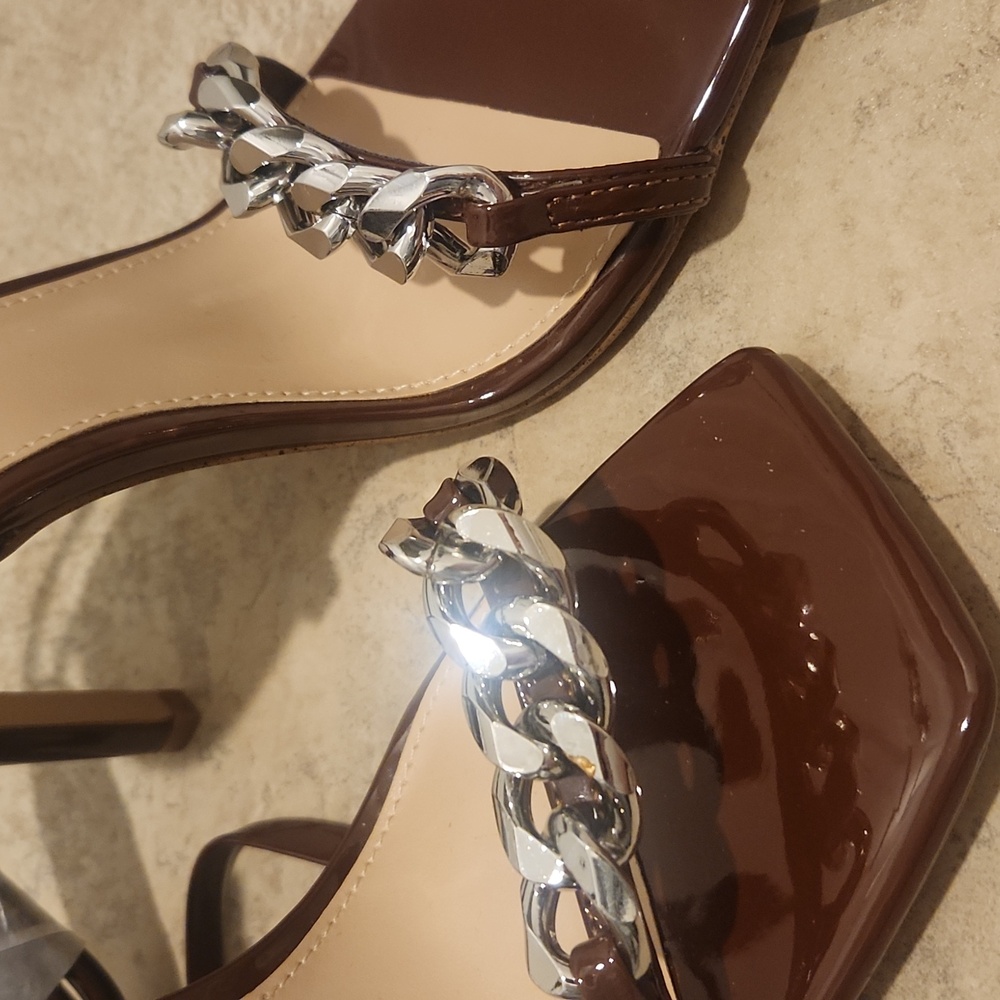 Steve Madden Brown Strappy Heels with Silver Chain - Picture 2 of 4